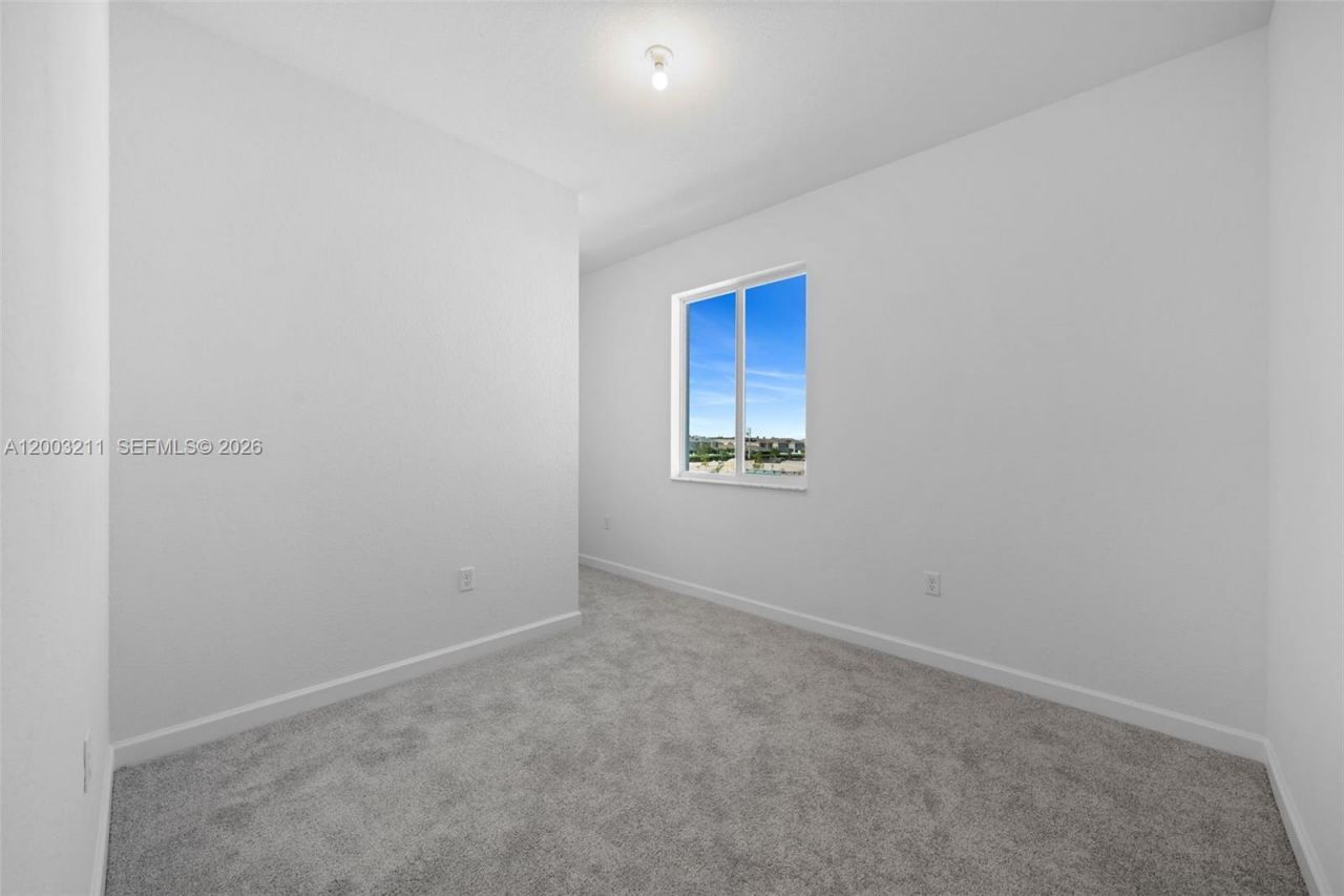 715 SE 15th St , Unit ., Homestead, FL 33034 Photo