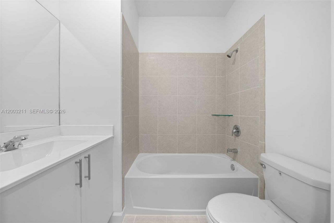 715 SE 15th St , Unit ., Homestead, FL 33034 Photo