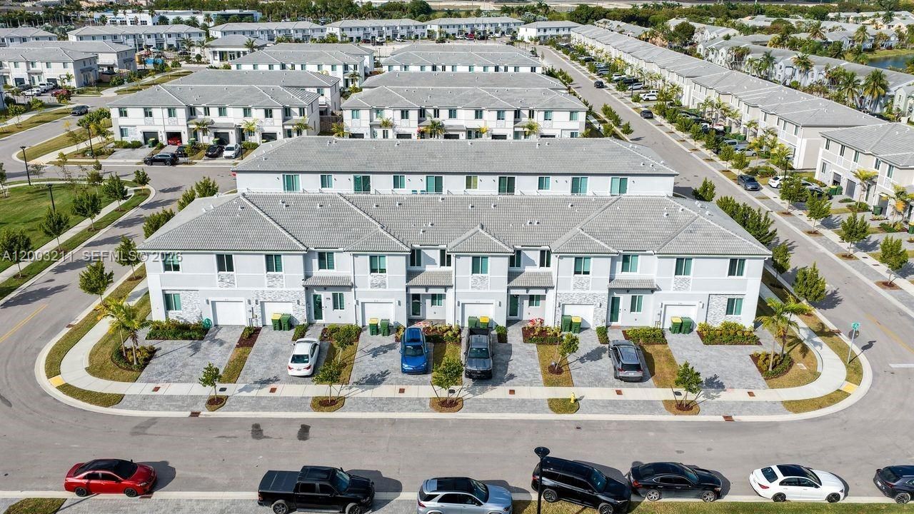 715 SE 15th St , Unit ., Homestead, FL 33034 Photo