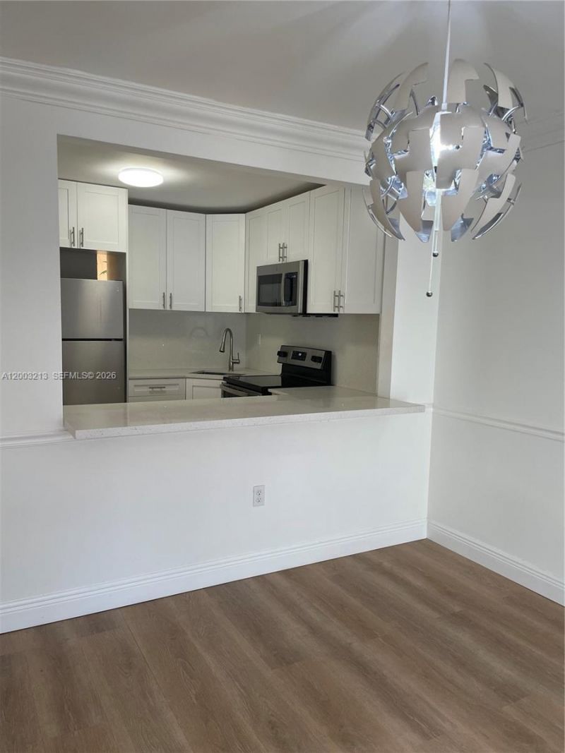 401 NW 72nd Ave, Unit 209-D, Miami, FL 33126 Photo