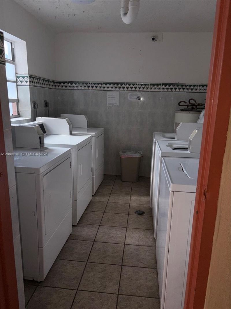 401 NW 72nd Ave, Unit 209-D, Miami, FL 33126 Photo