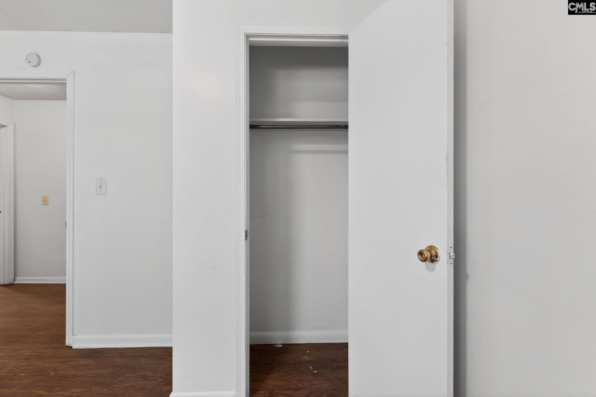 904 Woodale Circle  Photo 24