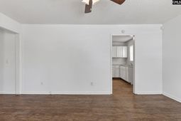 904 Woodale Circle  photo 4