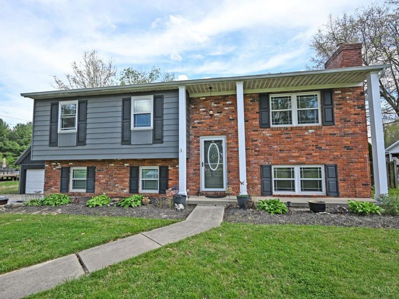 1403 Gibson Road, Goshen Twp, OH 45140 Photo 2