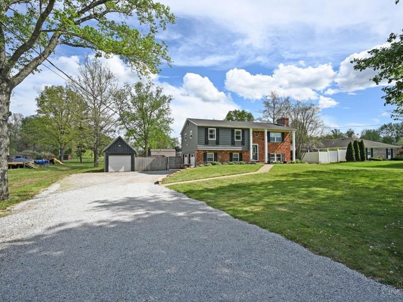 1403 Gibson Road, Goshen Twp, OH 45140 Photo 4