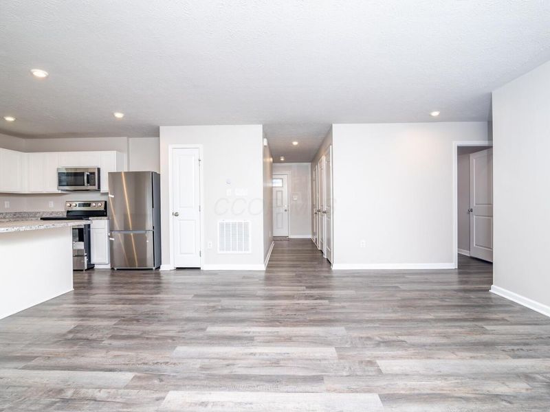 195 Skyway Drive , Springfield, OH 45505 Photo 28