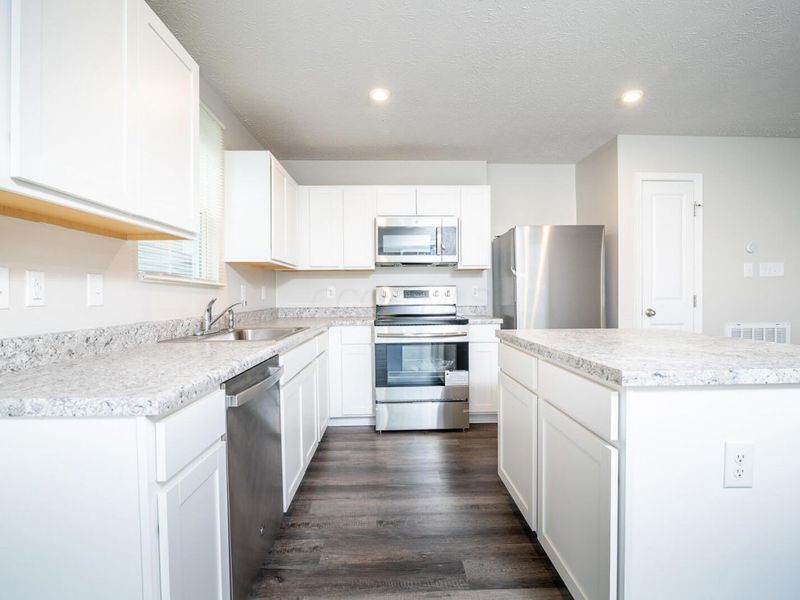 195 Skyway Drive , Springfield, OH 45505 Photo 30