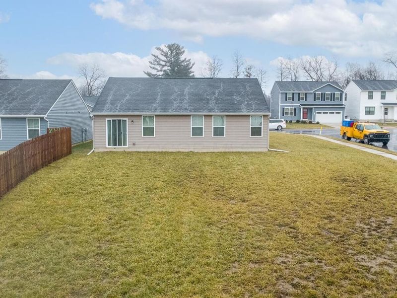 195 Skyway Drive , Springfield, OH 45505 Photo 6