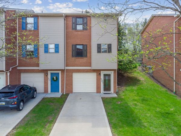 196 Woodhaven Drive, Seven Fields, PA 16046