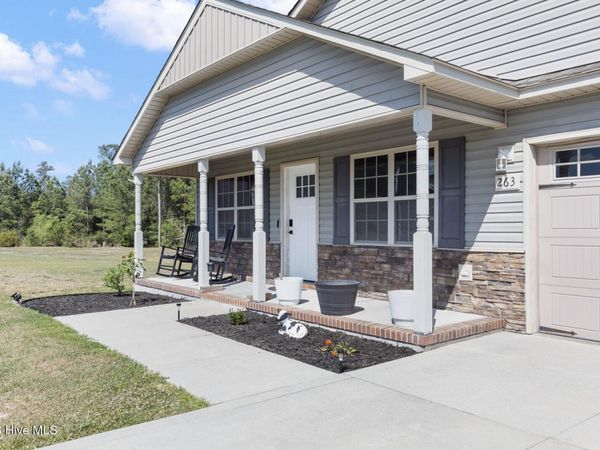 263 Rowland Drive, Richlands, NC 28574
