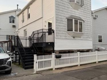 35 Melba Court , Brooklyn, NY 11229