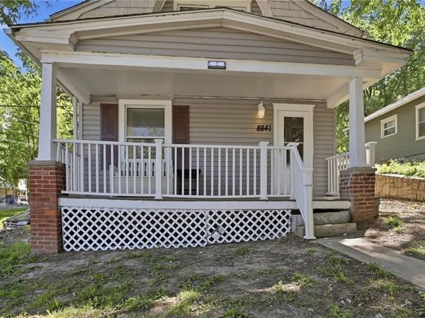 8841 E Winner Road, Independence, MO 64053