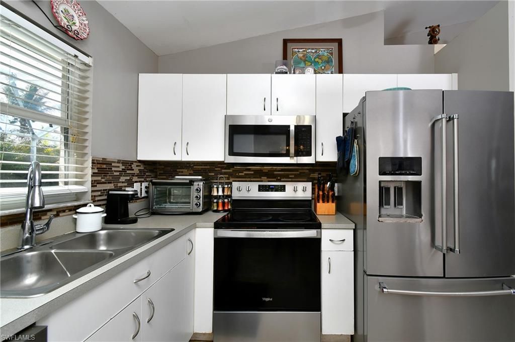 97 Blackstone Dr, Fort Myers, FL 33913 Photo