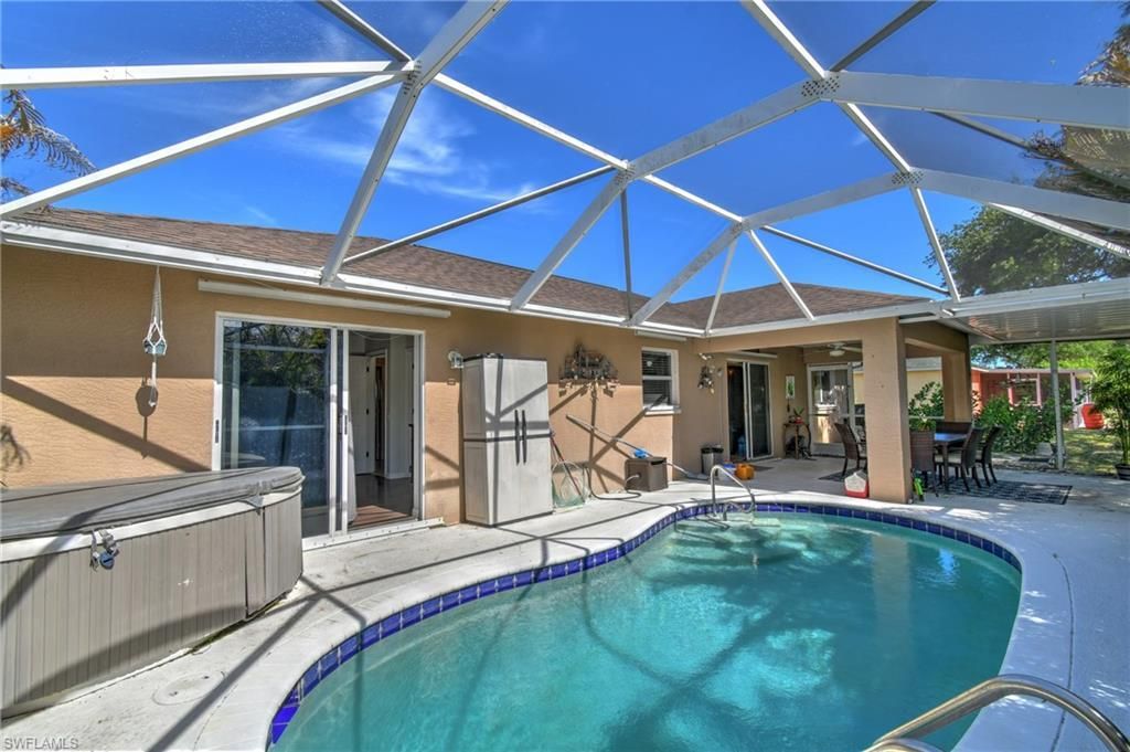 97 Blackstone Dr, Fort Myers, FL 33913 Photo