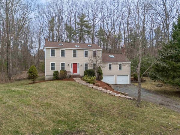 30 Geisser Lane, Hampstead, NH 03841