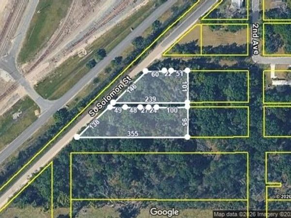 1902 Solomon Street, Waycross, GA 31503