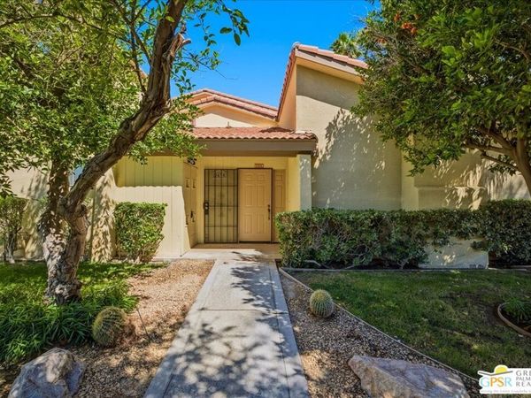 2635 N Whitewater Club Drive, Palm Springs, CA 92262