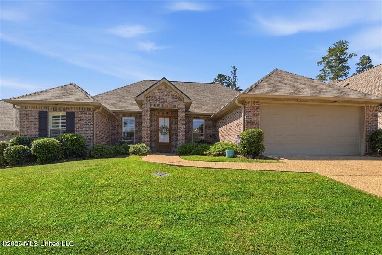 218 Cowan Creek Drive, Brandon, MS 39047 Main Photo
