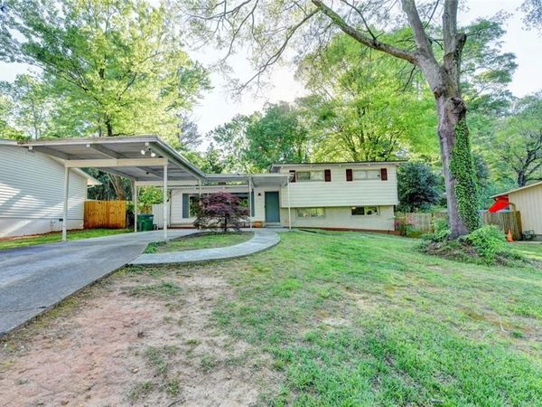 3458 Chestnut Drive , Atlanta, GA 30340