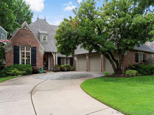 9034 S Maplewood Avenue , Tulsa, OK 74137