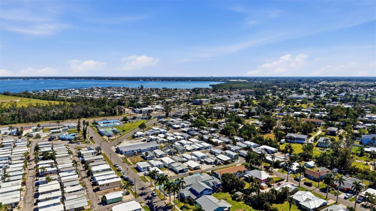 4515-4517 103rd Street Court W, Bradenton, FL 34210 Photo