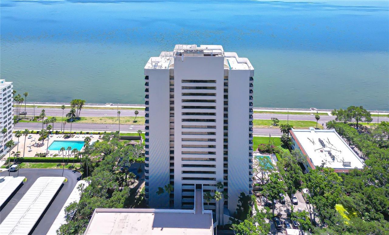 2413 Bayshore Boulevard, Unit 1003, Tampa, FL 33629 Photo