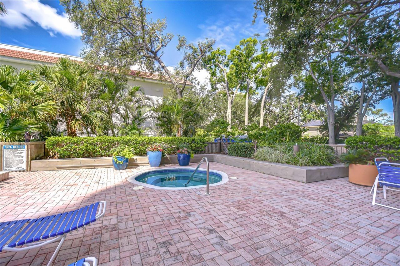2413 Bayshore Boulevard, Unit 1003, Tampa, FL 33629 Photo