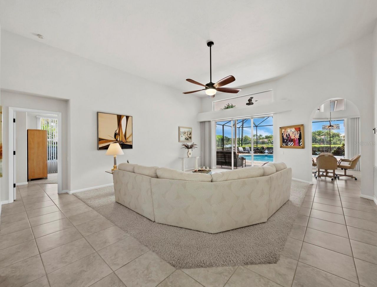 8615 Woodbriar Drive, Sarasota, FL 34238 Photo