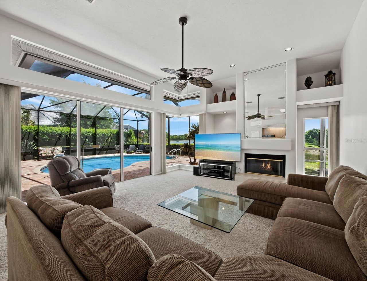 8615 Woodbriar Drive, Sarasota, FL 34238 Photo