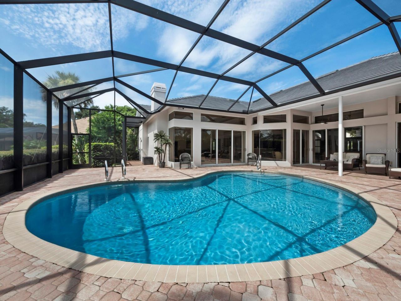 8615 Woodbriar Drive, Sarasota, FL 34238 Photo