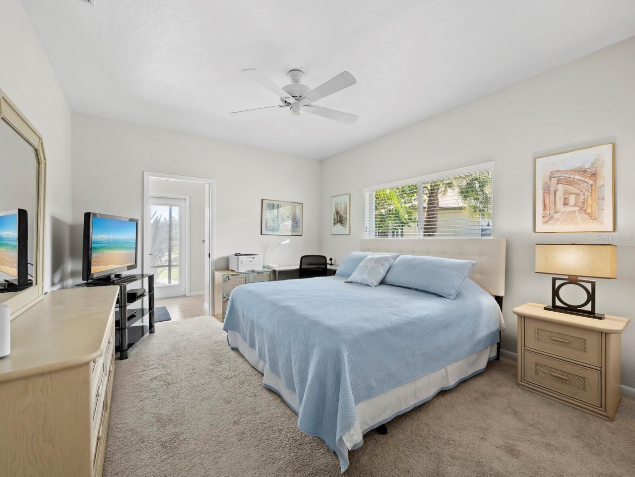 8615 Woodbriar Drive, Sarasota, FL 34238 Photo