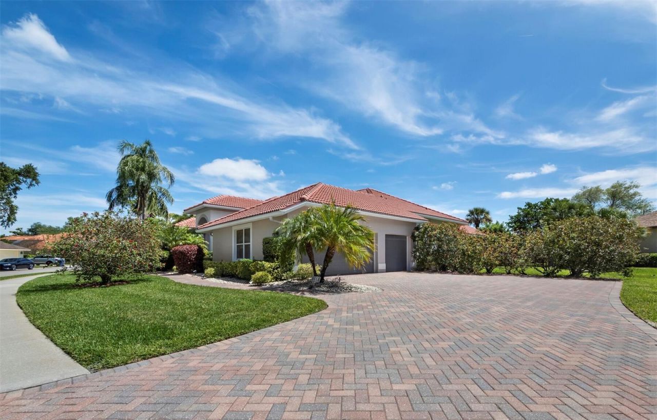 8615 Woodbriar Drive, Sarasota, FL 34238 Photo