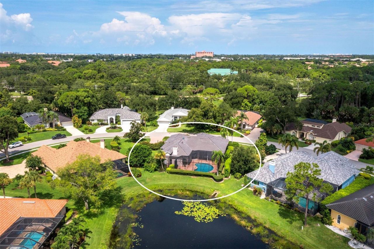 8615 Woodbriar Drive, Sarasota, FL 34238 Photo
