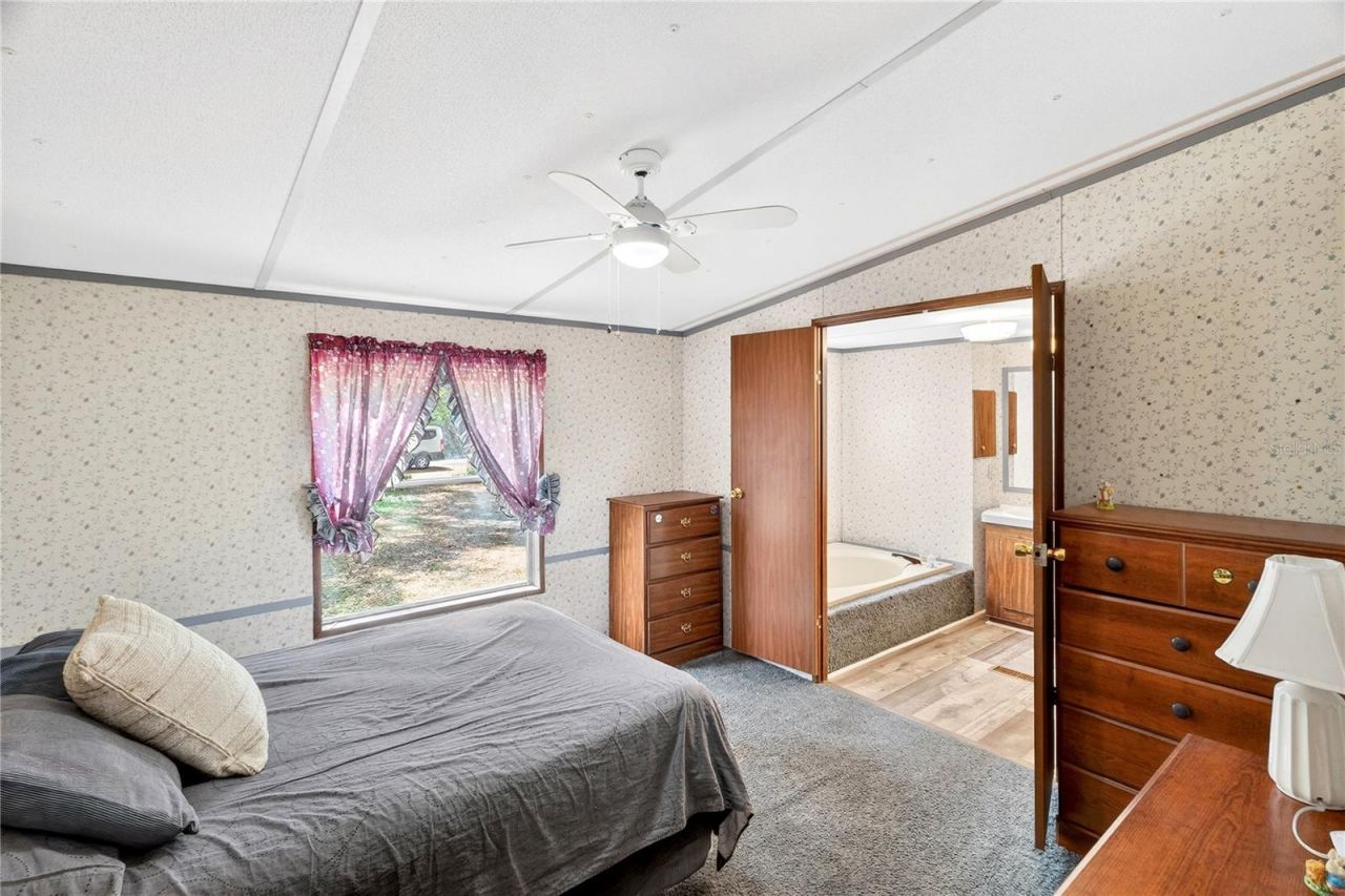 14395 NE 50th Place , Williston, FL 32696 Photo