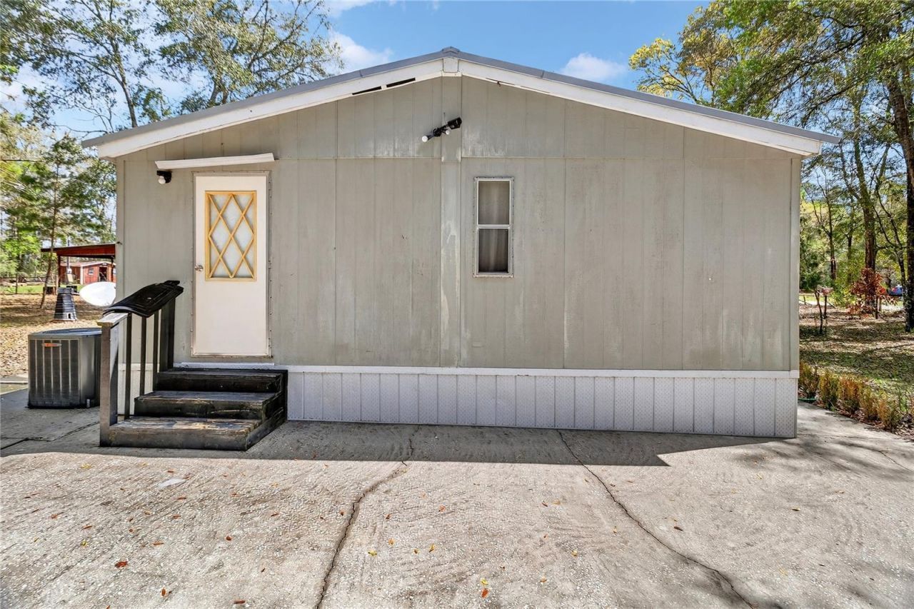 14395 NE 50th Place , Williston, FL 32696 Photo