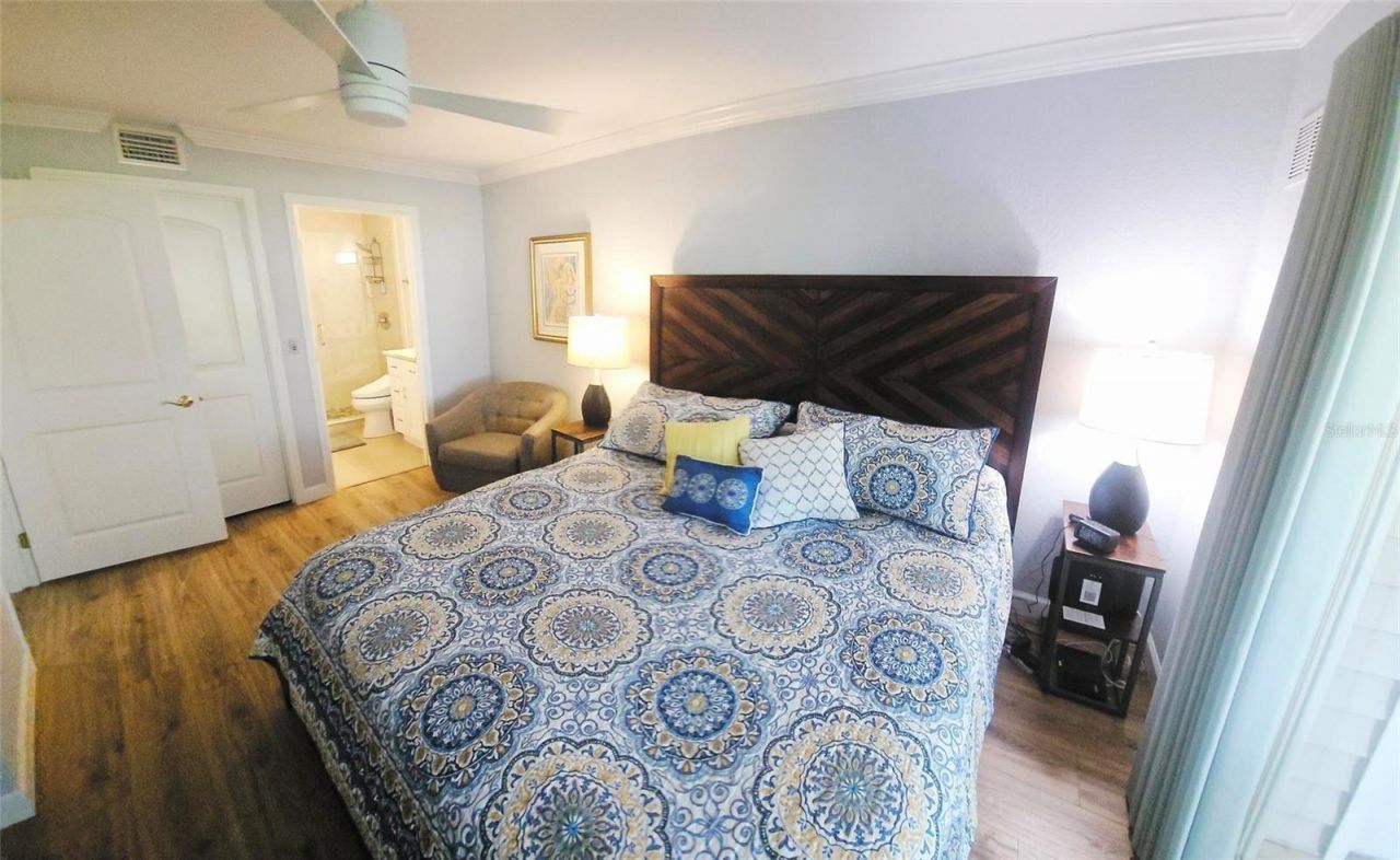 850 S Tamiami Trail , Unit 308, Sarasota, FL 34236 Photo