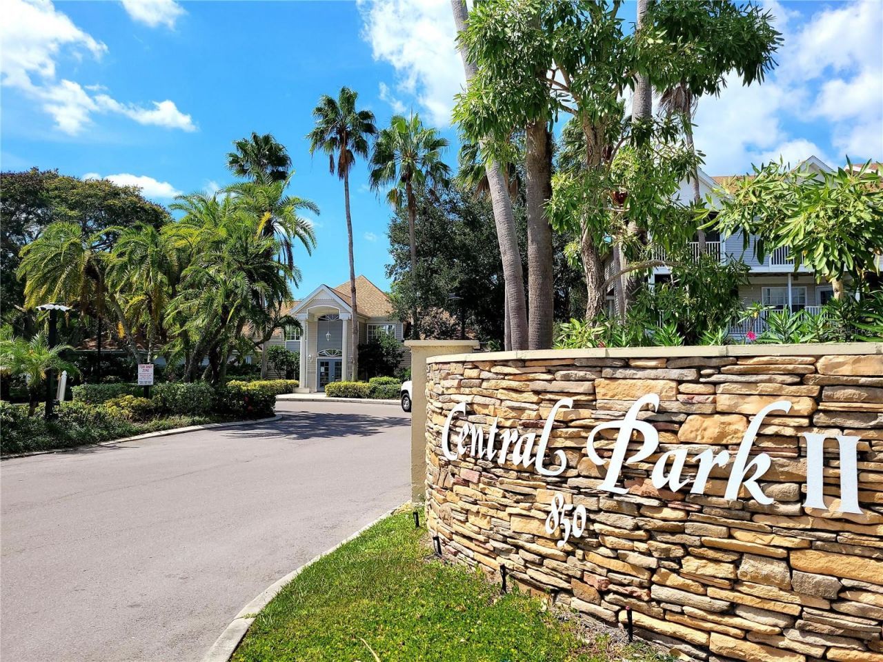 850 S Tamiami Trail , Unit 308, Sarasota, FL 34236 Photo