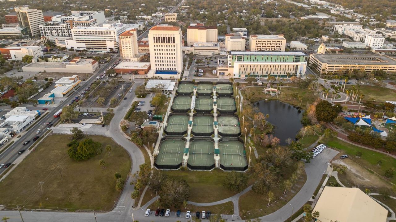 850 S Tamiami Trail , Unit 308, Sarasota, FL 34236 Photo