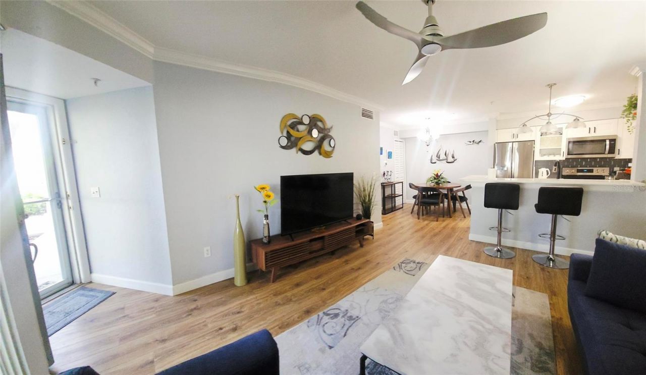 850 S Tamiami Trail , Unit 308, Sarasota, FL 34236 Photo