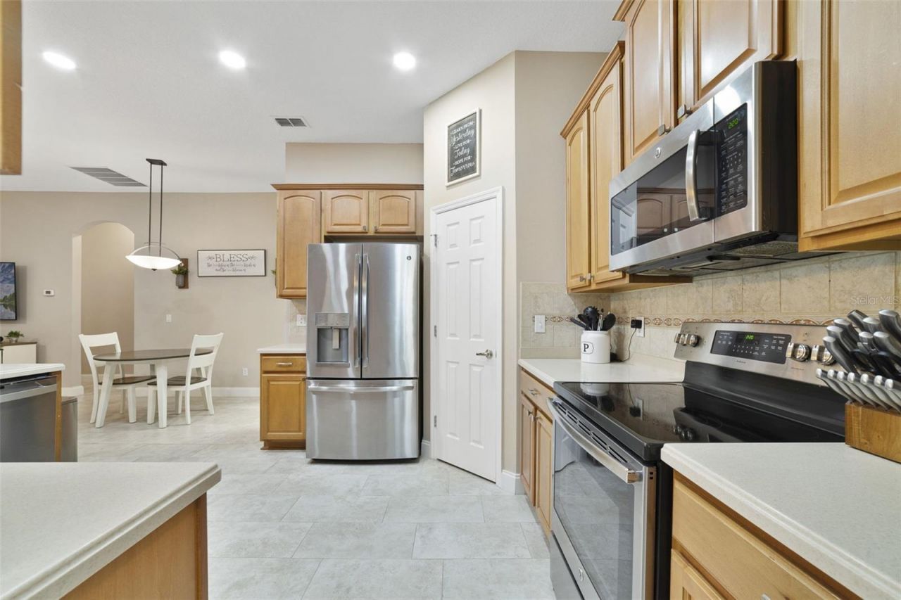 6695 Lake Carlisle Boulevard , Orlando, FL 32829 Photo