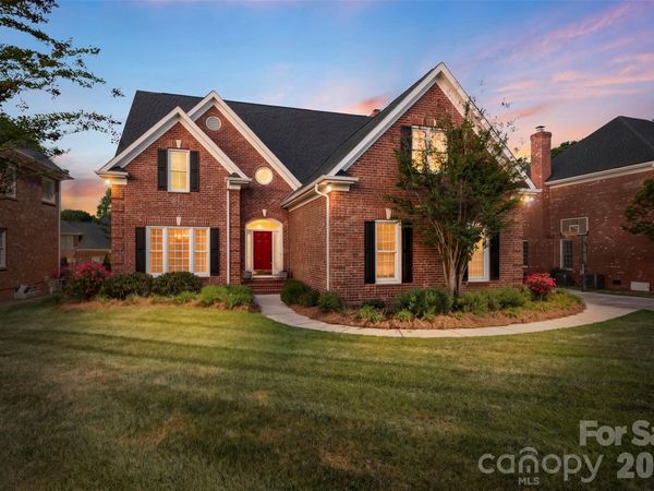 11511 Essex Fells Drive , Charlotte, NC 28277