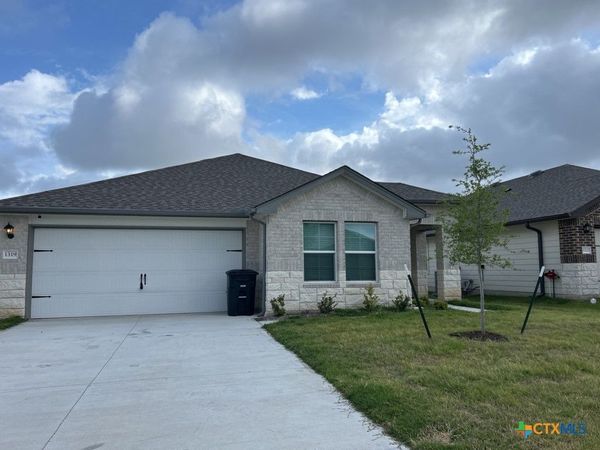 1319 Iron Horse Drive , Killeen, TX 76549