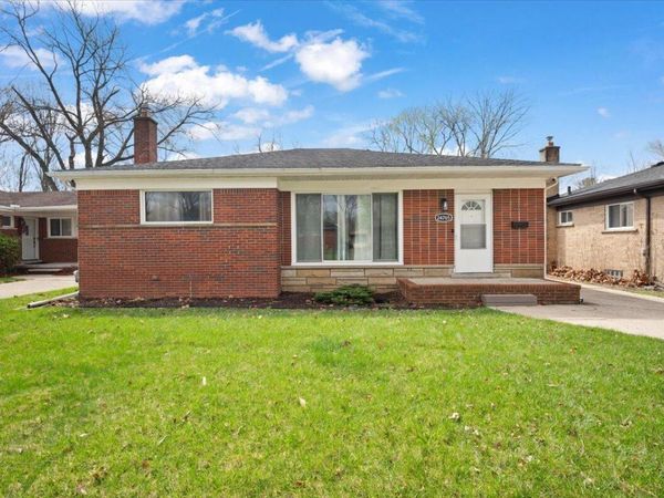 24765 Ross Drive, Redford, MI 48239