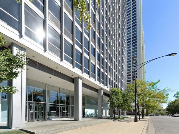 330 W Diversey Parkway , Unit 1806, Chicago, IL 60657