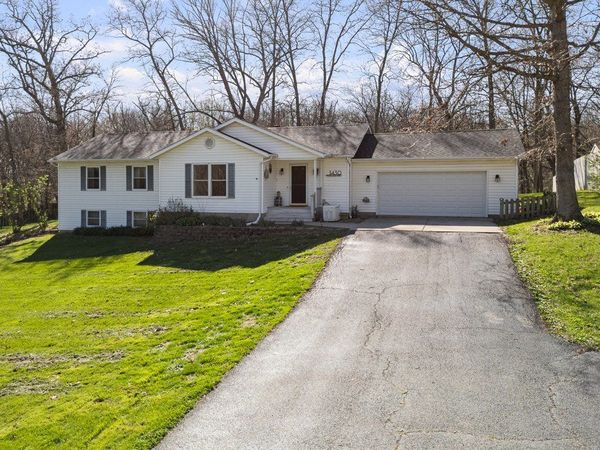 1430 Woodland Drive , Sherrard, IL 61281