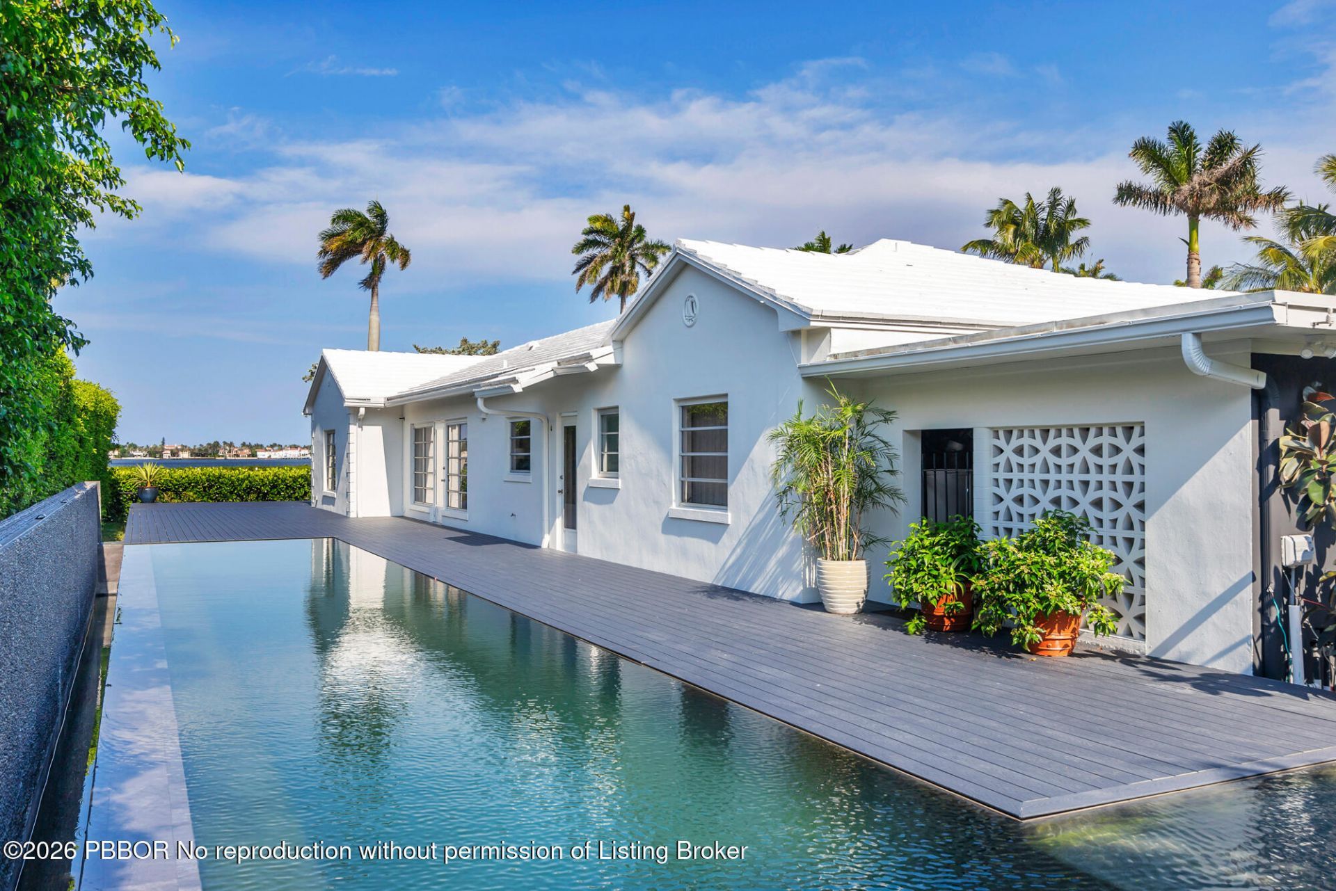 185 Almeria Road, West Palm Beach, FL 33405 Photo