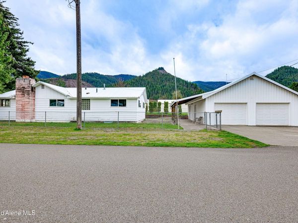 222 N Fourth St , Osburn, ID 83849