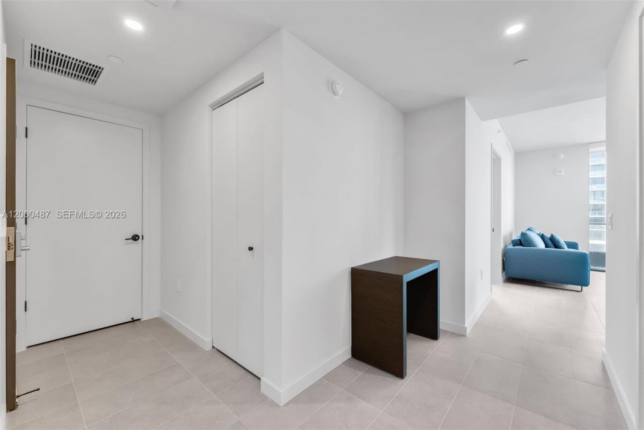 121 NE 5 St , Unit 3112, Miami, FL 33132 Photo