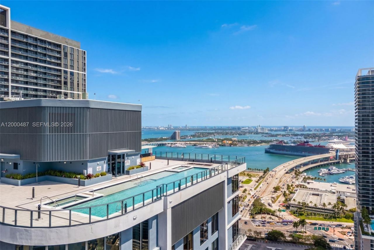 121 NE 5 St , Unit 3112, Miami, FL 33132 Photo