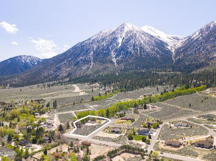 371 Canyon Creek Court, Gardnerville, NV 89460 Photo